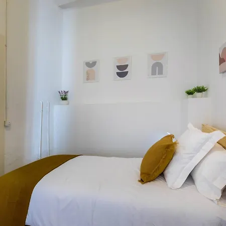 22ara1051- 4br Flat In The Center